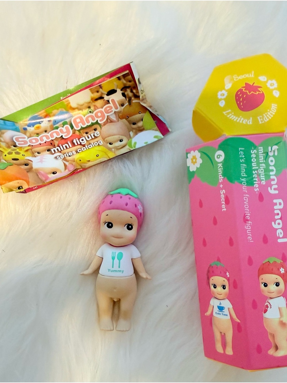 Sonny Angel Strawberry Mini Figure - Pink Strawberry Hat